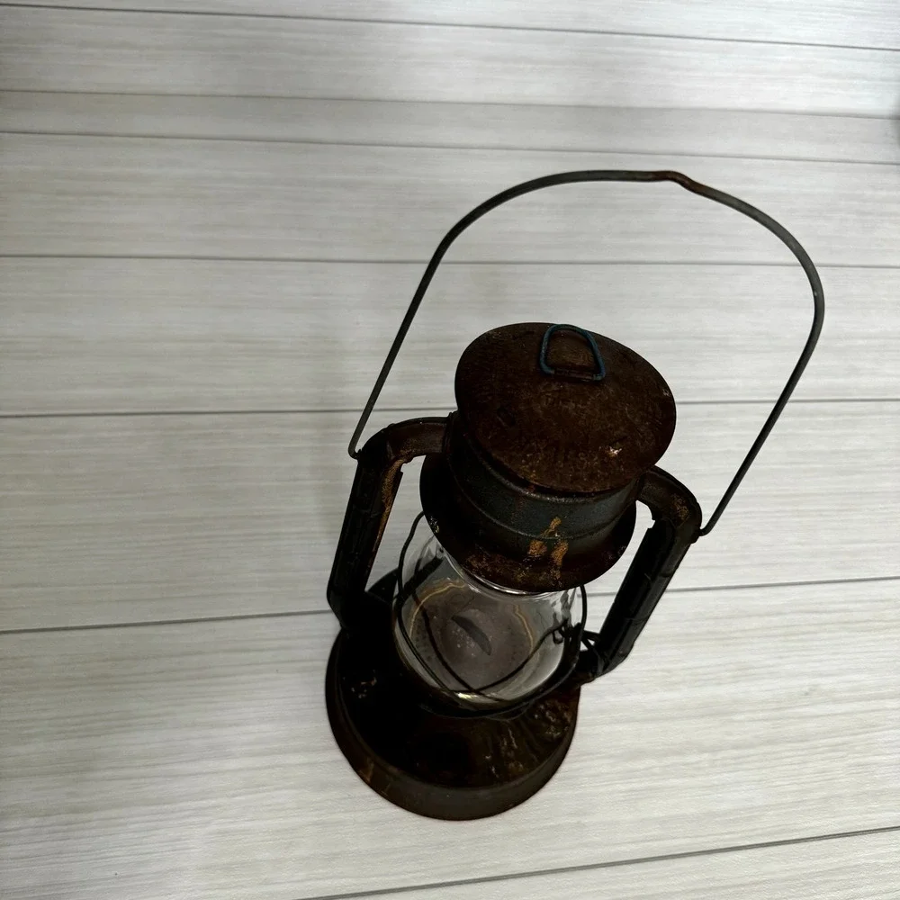 Blitzen No.‎ 2A Lantern Vintage Hurricane Oil Lamp Farmhouse Decor Rustic